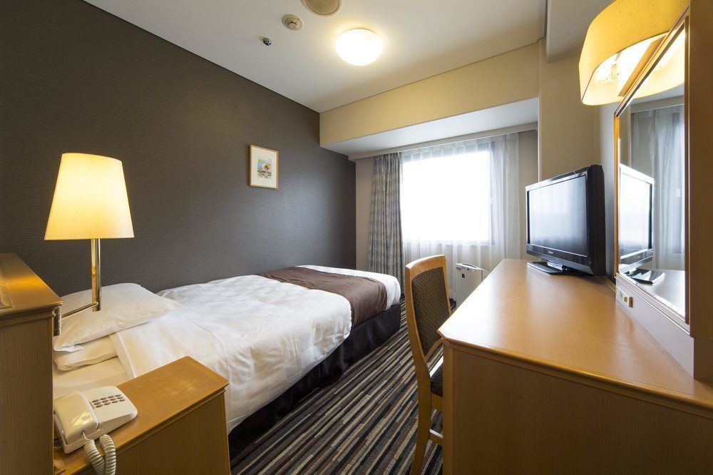 Smile Hotel Tokushima Exterior foto